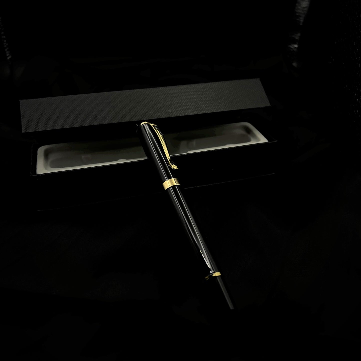 Kugelschreiber Schwarz/Gold Hochwertig mit Geschenkbox