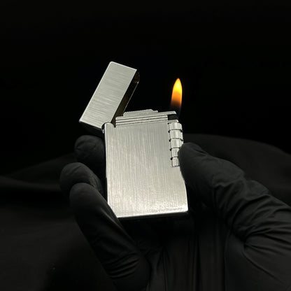 Metall- Feuerzeug Silber